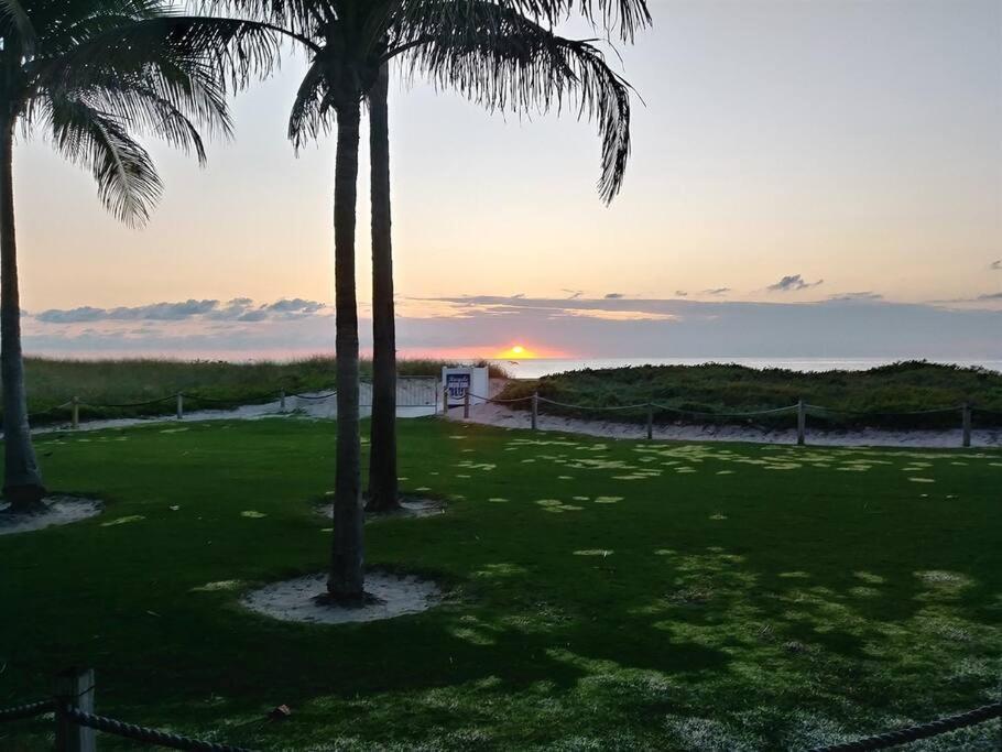 Beachway Per Ankh Pompano Beach Dış mekan fotoğraf
