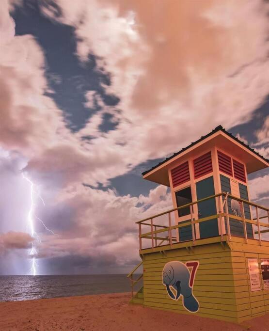 Beachway Per Ankh Pompano Beach Dış mekan fotoğraf