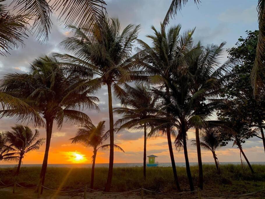 Beachway Per Ankh Pompano Beach Dış mekan fotoğraf