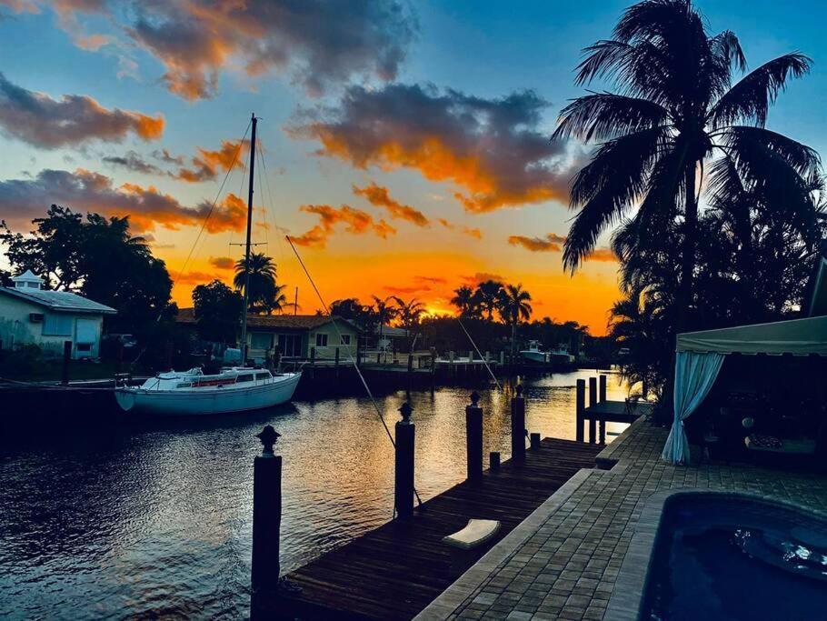 Beachway Per Ankh Pompano Beach Dış mekan fotoğraf